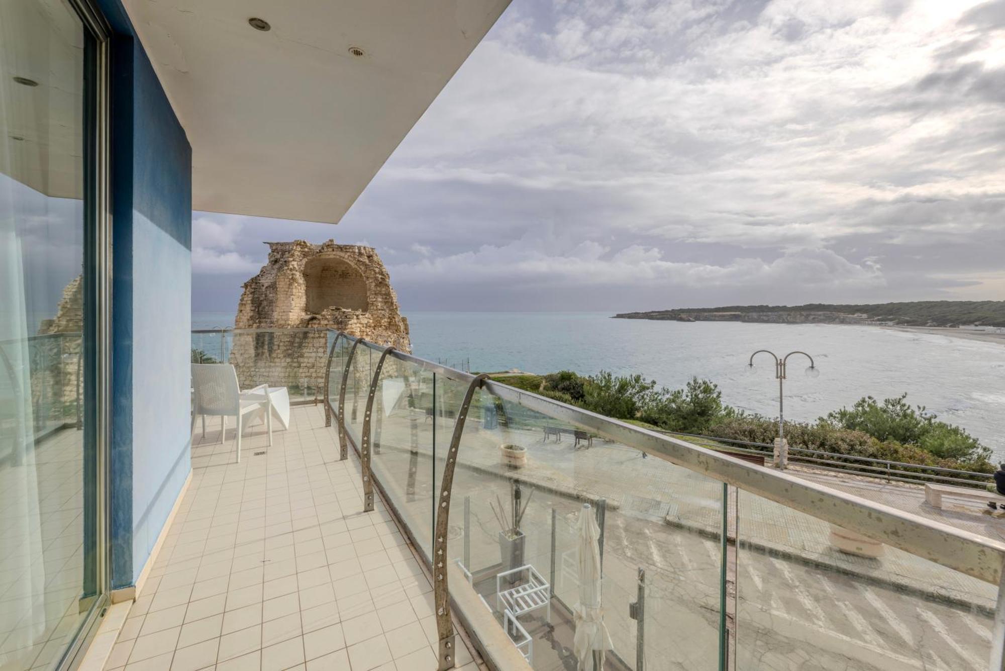 Hotel Belvedere Torre dell'Orso Exteriör bild