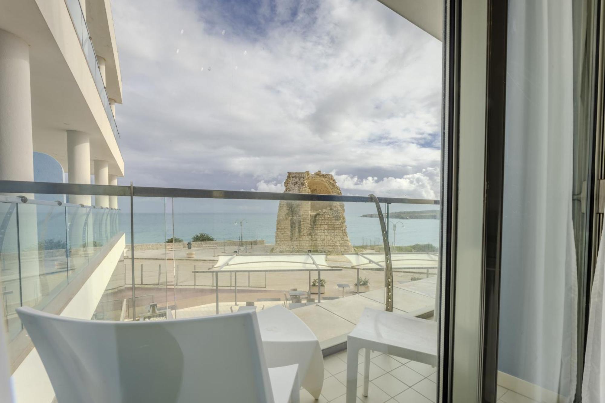Hotel Belvedere Torre dell'Orso Exteriör bild